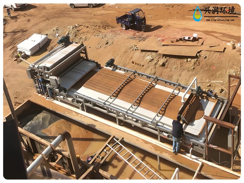 帶式壓濾機(jī)